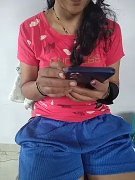 Snapshot of lovelygirl4567 chatting on 07-21-26, 04:25 lovelygirl4567 online show from 07-21-26, 04:25