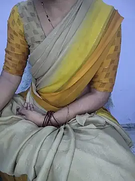 Snapshot of lovelygirl4567 chatting on 07-11-26, 03:34 lovelygirl4567 online show from 07-11-26, 03:34