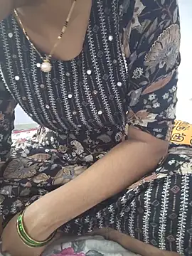 Snapshot of lovelygirl4567 chatting on 06-18-26, 12:21 lovelygirl4567 online show from 06-18-26, 12:21