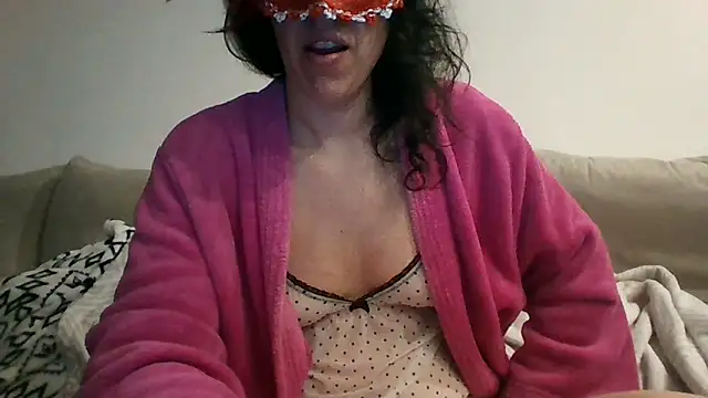 couple-tuga online show from 02-16-25, 09:49