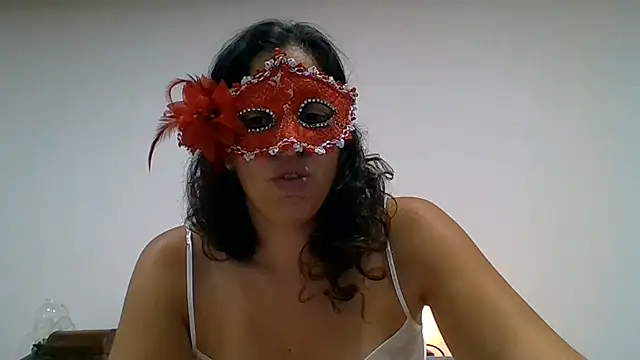 Snapshot of couple-tuga chatting on 06-29-26, 10:53 couple-tuga online show from 06-29-26, 10:53