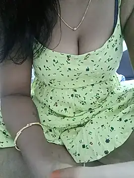 Tamil Vishalini online show from 06-17-26, 10:36
