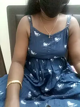 Snapshot of Tamil_Vishalini chatting on 01-25-25, 05:40 Tamil Vishalini online show from 01-25-25, 05:40