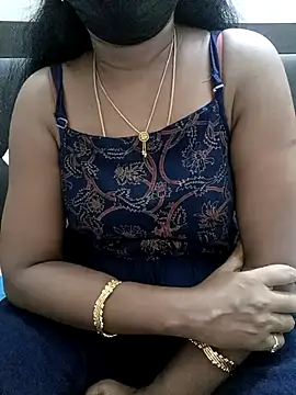 Snapshot of Tamil_Vishalini chatting on 02-23-25, 07:17 Tamil Vishalini online show from 02-23-25, 07:17