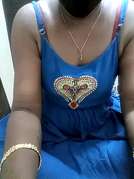 Snapshot of Tamil_Vishalini chatting on 01-23-25, 01:08 Tamil Vishalini online show from 01-23-25, 01:08