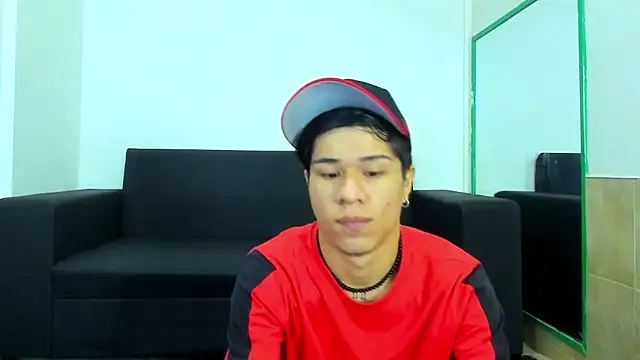 Snapshot of anyelo_waller chatting on 03-16-25, 12:00 anyelo waller online show from 03-16-25, 12:00