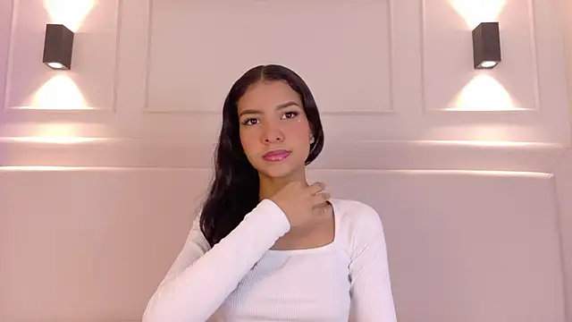 NaomiKlarc online show from 01-04-25, 01:31