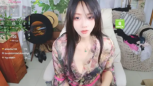 xiaotiantian-76 online show from 04-20-26, 02:18