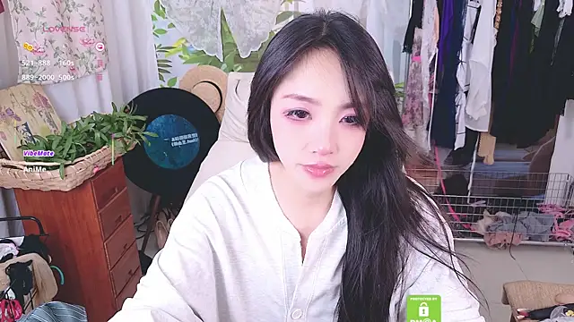 Snapshot of xiaotiantian-76 chatting on 06-09-26, 02:40 xiaotiantian-76 online show from 06-09-26, 02:40