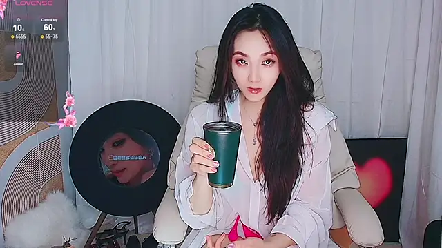 xiaotiantian-76 online show from 10-27-25, 03:02