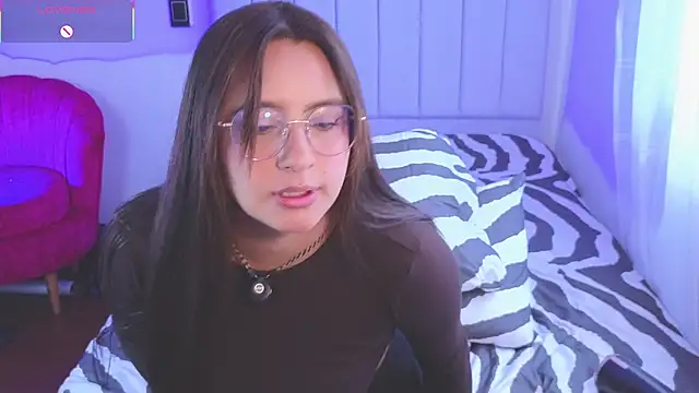 Snapshot of Gretta_Hot chatting on 01-13-26, 02:54 Gretta Hot online show from 01-13-26, 02:54