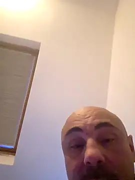 Snapshot of Insaneman1 chatting on 02-19-26, 04:26 Insaneman1 online show from 02-19-26, 04:26