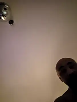 Snapshot of Insaneman1 chatting on 11-28-25, 12:44 Insaneman1 online show from 11-28-25, 12:44