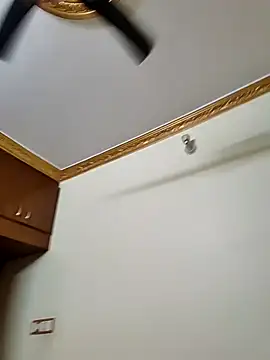 Snapshot of rashnak chatting on 12-15-25, 04:24 rashnak online show from 12-15-25, 04:24