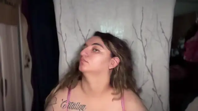 mamifresita online show from 11-22-25, 12:10