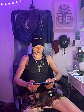 Snapshot of Trystan_Spellman chatting on 06-08-26, 06:03 Trystan Spellman online show from 06-08-26, 06:03