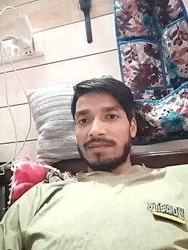Snapshot of Tarun_0026 chatting on 05-21-26, 02:14 Tarun 0026 online show from 05-21-26, 02:14