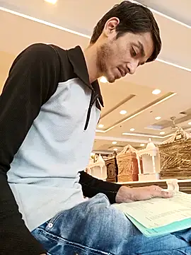 Tarun 0026 online show from 10-13-25, 05:53