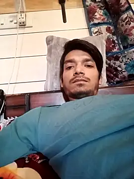 Snapshot of Tarun_0026 chatting on 04-27-26, 06:44 Tarun 0026 online show from 04-27-26, 06:44
