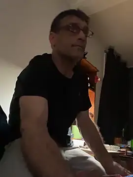 Snapshot of jerjenn chatting on 02-08-26, 06:16 jerjenn online show from 02-08-26, 06:16