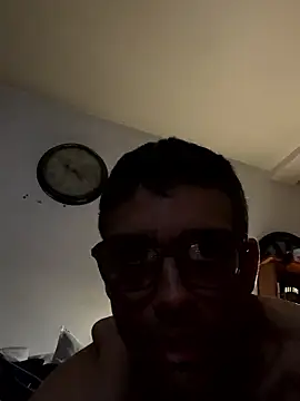 Snapshot of jerjenn chatting on 01-08-26, 08:20 jerjenn online show from 01-08-26, 08:20