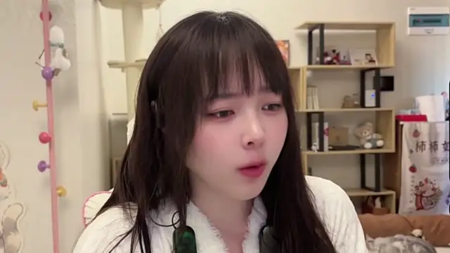 Chenjing0 online show from 02-19-26, 04:09