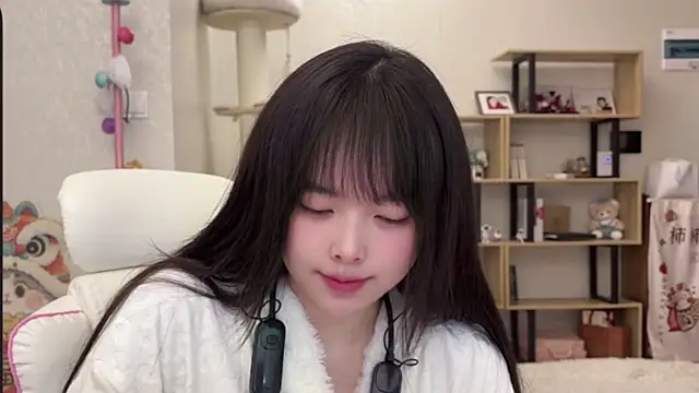 Chenjing0 online show from 01-07-26, 05:56