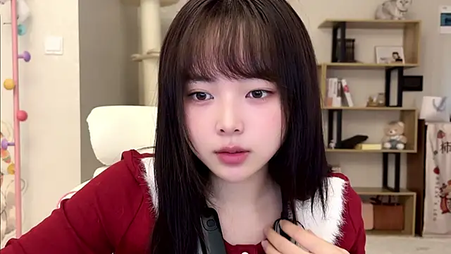 Chenjing0 online show from 10-24-25, 03:05