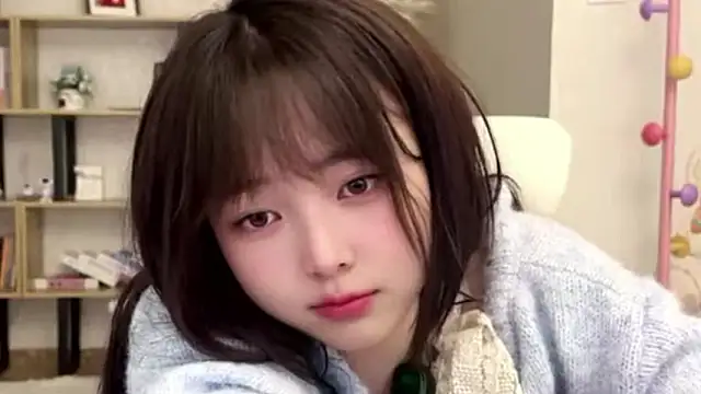 Chenjing0 online show from 03-19-26, 01:00