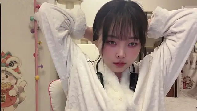 Chenjing0 online show from 01-15-26, 12:19