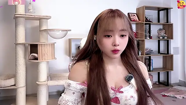 Chenjing0 online show from 06-30-26, 12:27