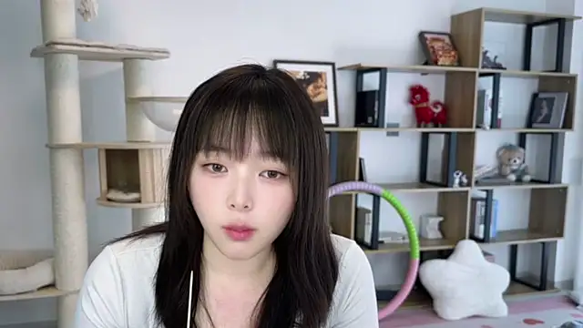 Chenjing0 online show from 04-15-26, 05:46