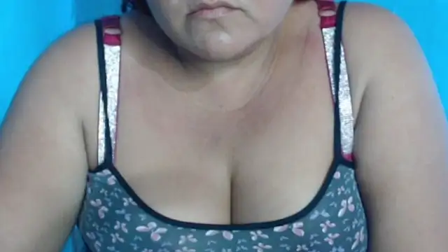 Snapshot of Dirtydiva1 chatting on 10-06-25, 01:12 Dirtydiva1 online show from 10-06-25, 01:12