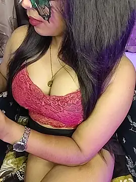 Snapshot of Hot__sallie chatting on 05-17-26, 05:51 Hot sallie online show from 05-17-26, 05:51
