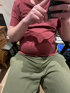 Snapshot of calypsohot chatting on 02-13-26, 04:51 calypsohot online show from 02-13-26, 04:51