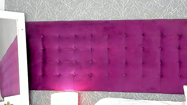 LiaCathaleya online show from 11-11-25, 07:41