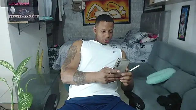 Snapshot of Josep_Ston chatting on 02-10-26, 10:42 Josep Ston online show from 02-10-26, 10:42