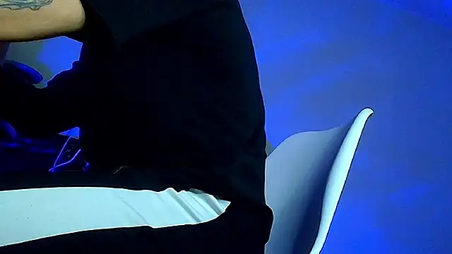 XanderCage99 online show from 02-10-26, 02:27