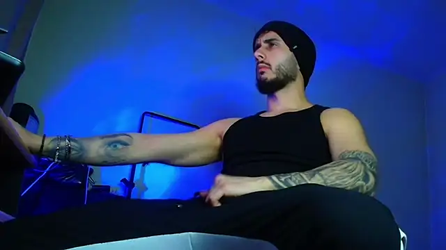 XanderCage99 online show from 04-01-26, 12:13