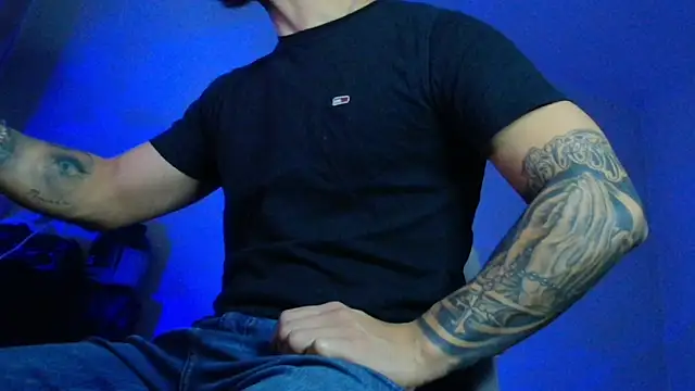 XanderCage99 online show from 10-24-25, 04:22