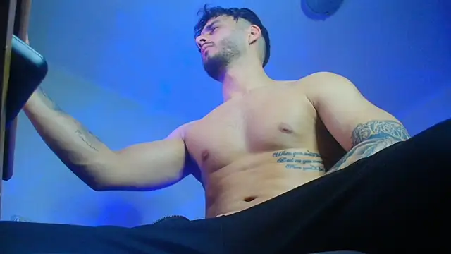 XanderCage99 online show from 03-21-25, 04:39