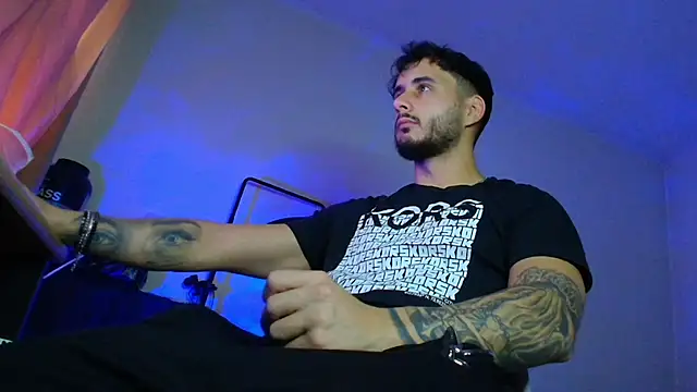 XanderCage99 online show from 11-12-25, 09:35