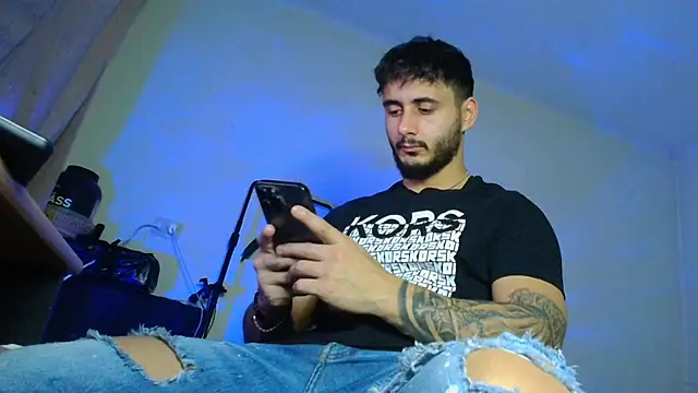 XanderCage99 online show from 11-21-25, 05:06