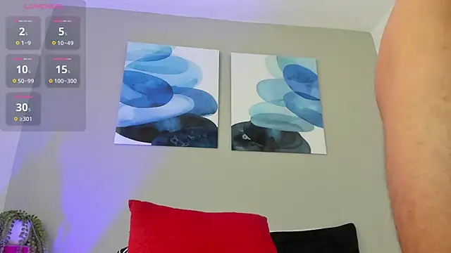 Snapshot of Emilio_Wolf chatting on 03-10-25, 04:03 Emilio Wolf online show from 03-10-25, 04:03