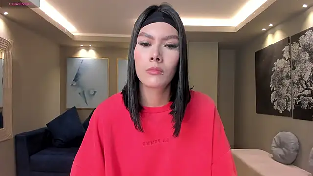 Snapshot of NiaSalvatore chatting on 10-10-25, 06:53 NiaSalvatore online show from 10-10-25, 06:53