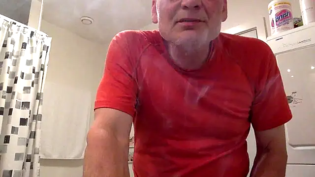 Snapshot of Parleg2 chatting on 07-22-26, 06:10 Parleg2 online show from 07-22-26, 06:10