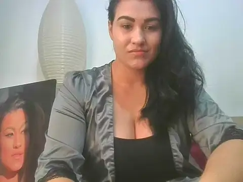 Snapshot of TheTopSecret chatting on 02-12-25, 08:07 TheTopSecret online show from 02-12-25, 08:07