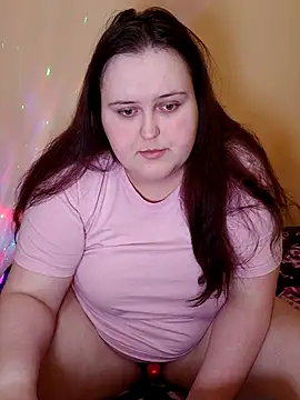 Snapshot of Masha_meow chatting on 04-25-26, 08:28 Masha meow online show from 04-25-26, 08:28