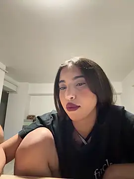 Snapshot of miaceleste chatting on 10-01-25, 05:17 miaceleste online show from 10-01-25, 05:17