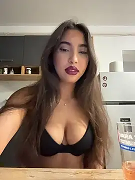 Snapshot of miaceleste chatting on 11-02-25, 08:25 miaceleste online show from 11-02-25, 08:25